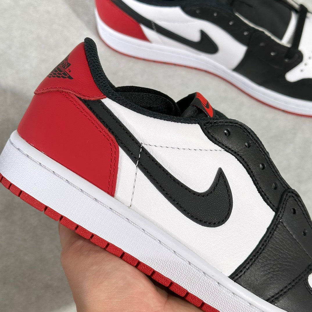 JORDAN 1 LOW BLACK TOE OG